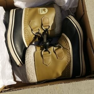 Sorel kids boots
